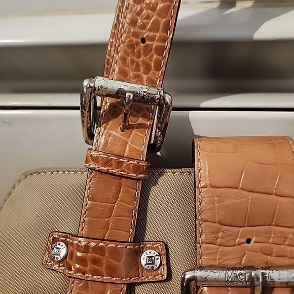 Vtg Michael Buckle Flap Hobo Shoulder Bag Purse Camel Saddle Y2k READ DAMAGE - Picture 2 of 15